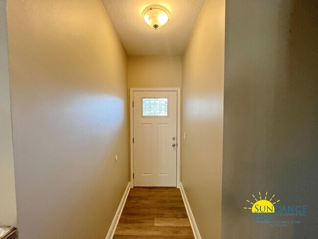 Foto del edificio - Beautiful 3 Bedroom Duplex In Defuniak Spr...