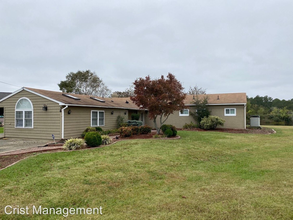 Primary Photo - 3 br, 3 bath House - 36 Adriatic Dr.