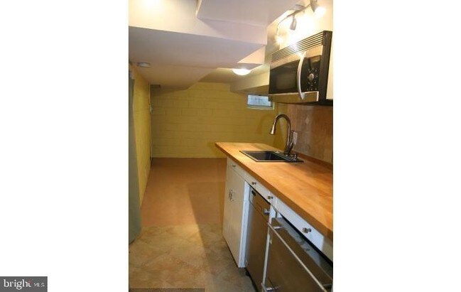 Foto del edificio - 1212 Wilkes St