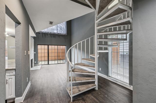 Foto del edificio - 5100 Verde Valley Ln