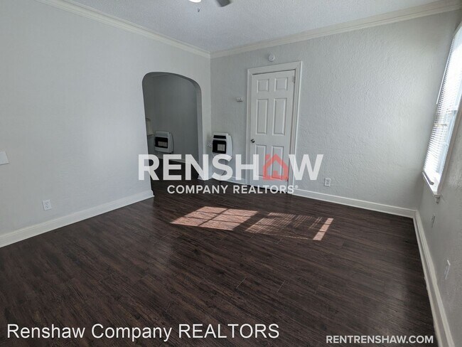 Building Photo - 1 br, 1 bath House - 2410 Forrest Ave