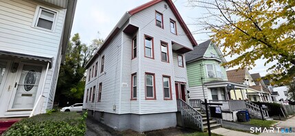 Building Photo - 186 Farren Ave