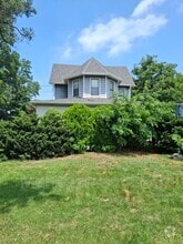 Building Photo - 37 W Cedar Ave