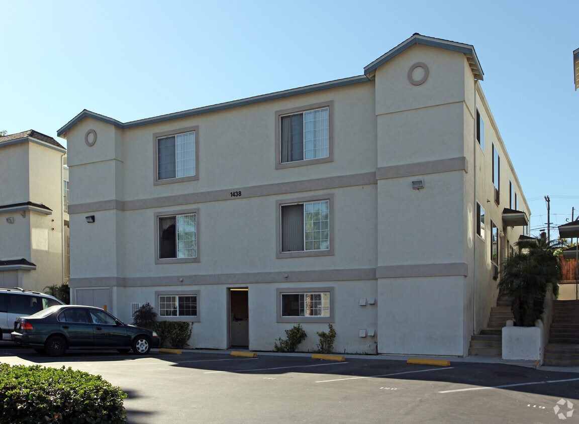 Building Photo - 1438 Q Ave