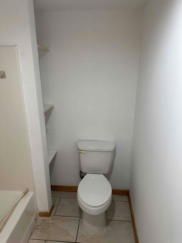 127129 Washington Ave Unit 2, Endicott, NY 13760 Room for Rent in