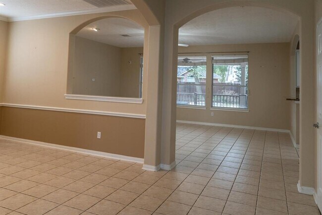 Building Photo - 5811 Alderfield Ct