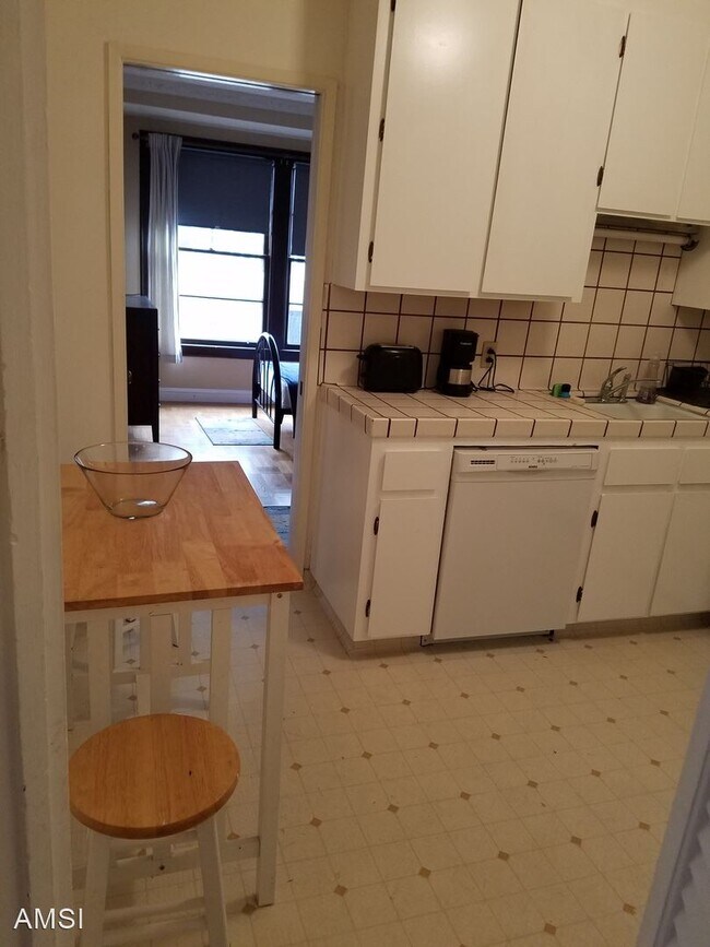 Building Photo - 2 br, 1 bath House - 1807 Chestnut Street