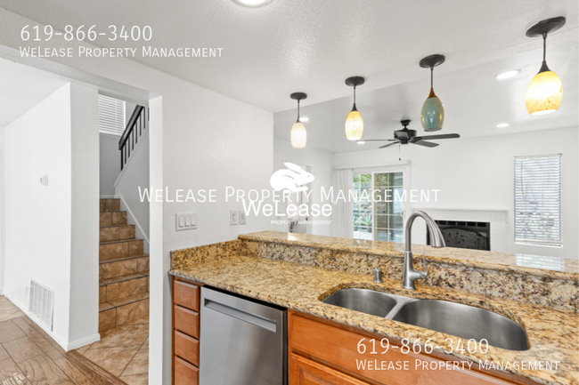 Building Photo - 1886 Manzana Way