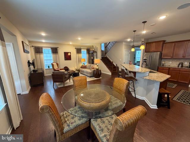 Foto del edificio - 528 Kerry Ct