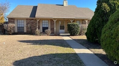 Building Photo - 512 Justice Dr