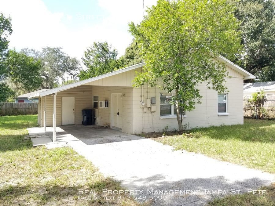 AVAILABLE FOR IMMEDIATE MOVE IN House Rental in Tampa, FL