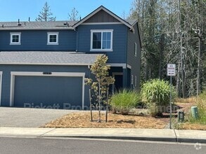 Building Photo - 6461 Hornet Cir NE