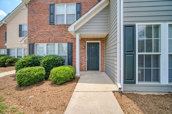 Foto del edificio - Charming 2 BR, 2.5 BA, 2-Story Townhome for Rent in Greer, NO APPLICATION FEE if APPROVED