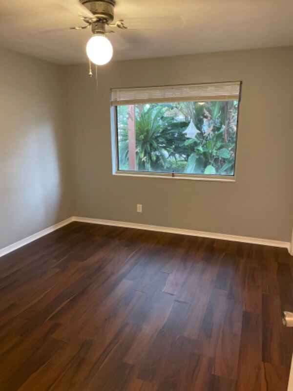 Foto del edificio - 3137 Rogero Rd