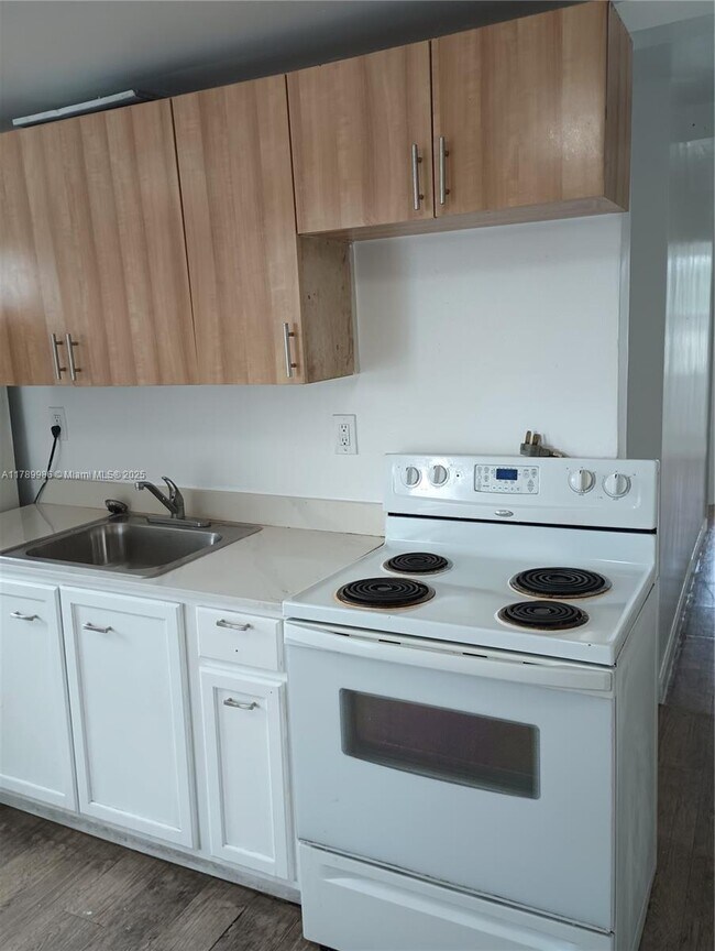 Foto del edificio - 1186 NW 103rd St