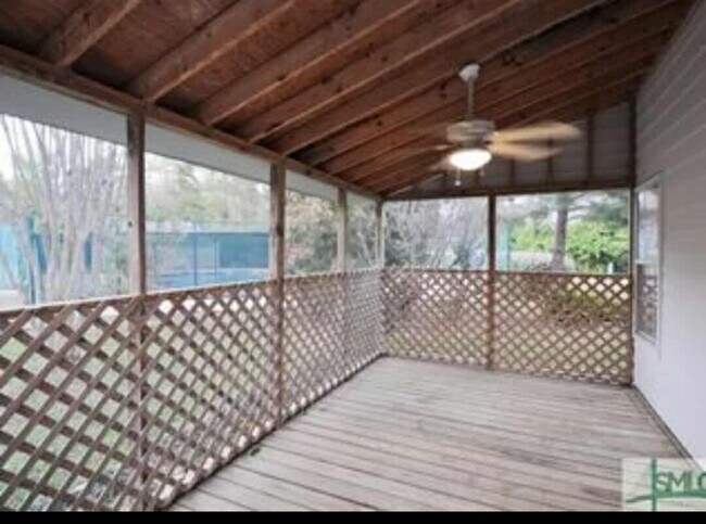 Foto del edificio - 235 Island Creek Ln