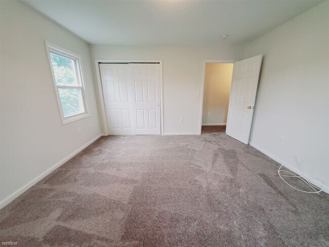 Building Photo - 2 br, 1 bath Condo - 29 Ely Pl