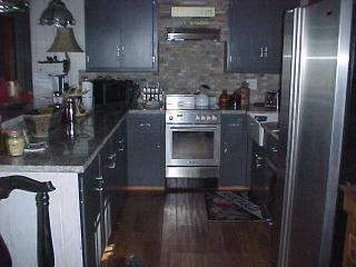 Building Photo - 5475 Acorn Dr