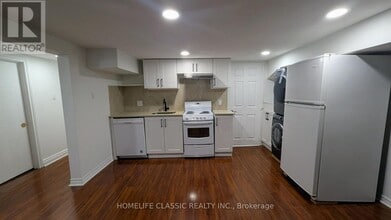 Building Photo - 230 Alsace Rd