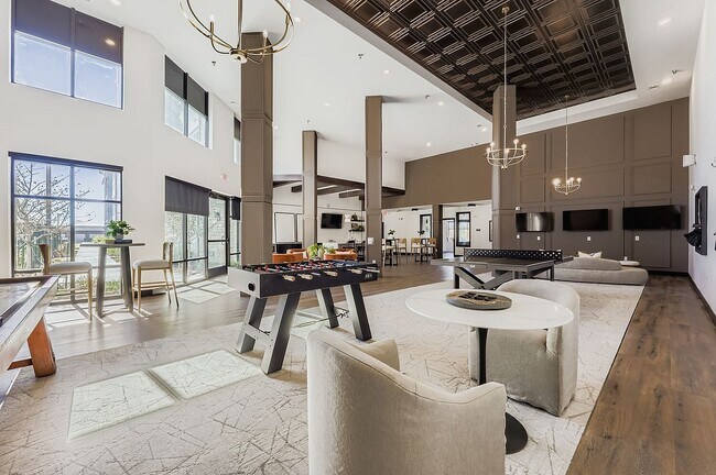Casa club de Garrett Parker (Representante) - Garrett Parker