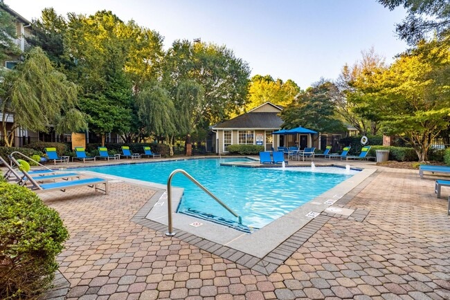 Photo - Hawthorne North Druid Hills Apartments