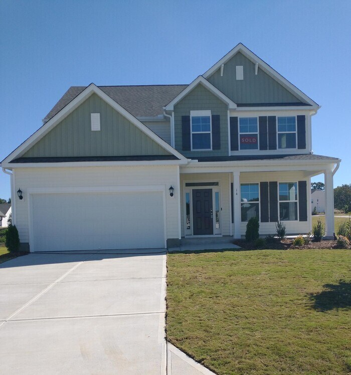 Available Now Beautiful New Home in Gard... House for Rent in