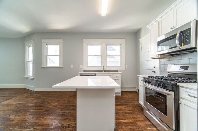 Foto del edificio - 83 Division St