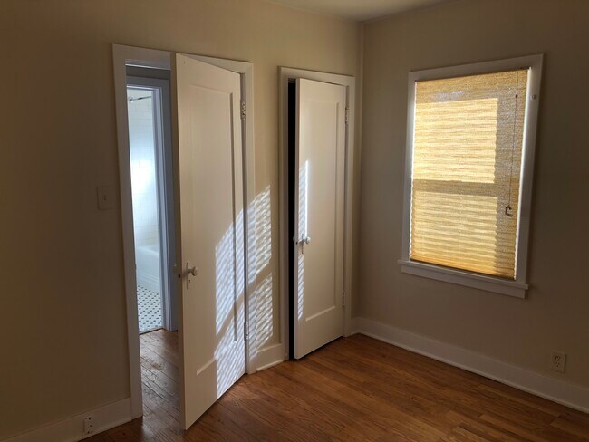 Bedroom - 1385 Gordon Ave