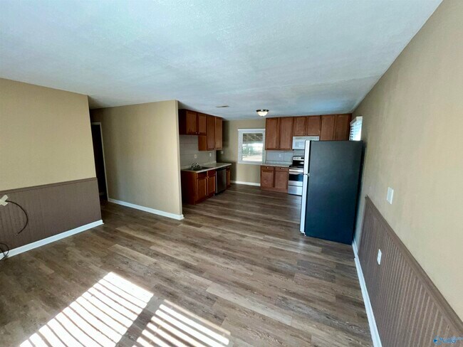 Foto del edificio - 1723 Oakwood Ave NE