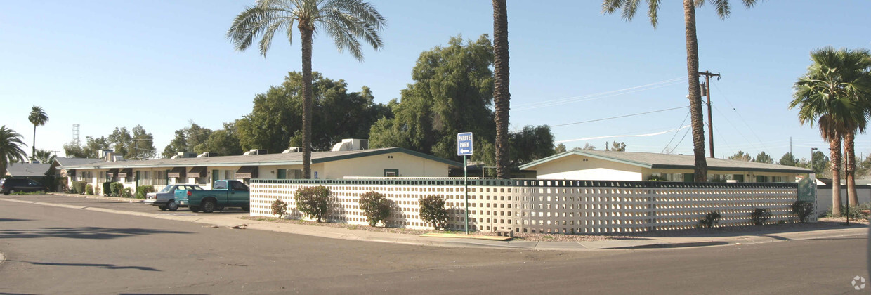 Primary Photo - Plaza Osborn