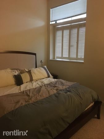 Building Photo - 2 br, 1 bath Condo - 15 Waverly St Apt 140