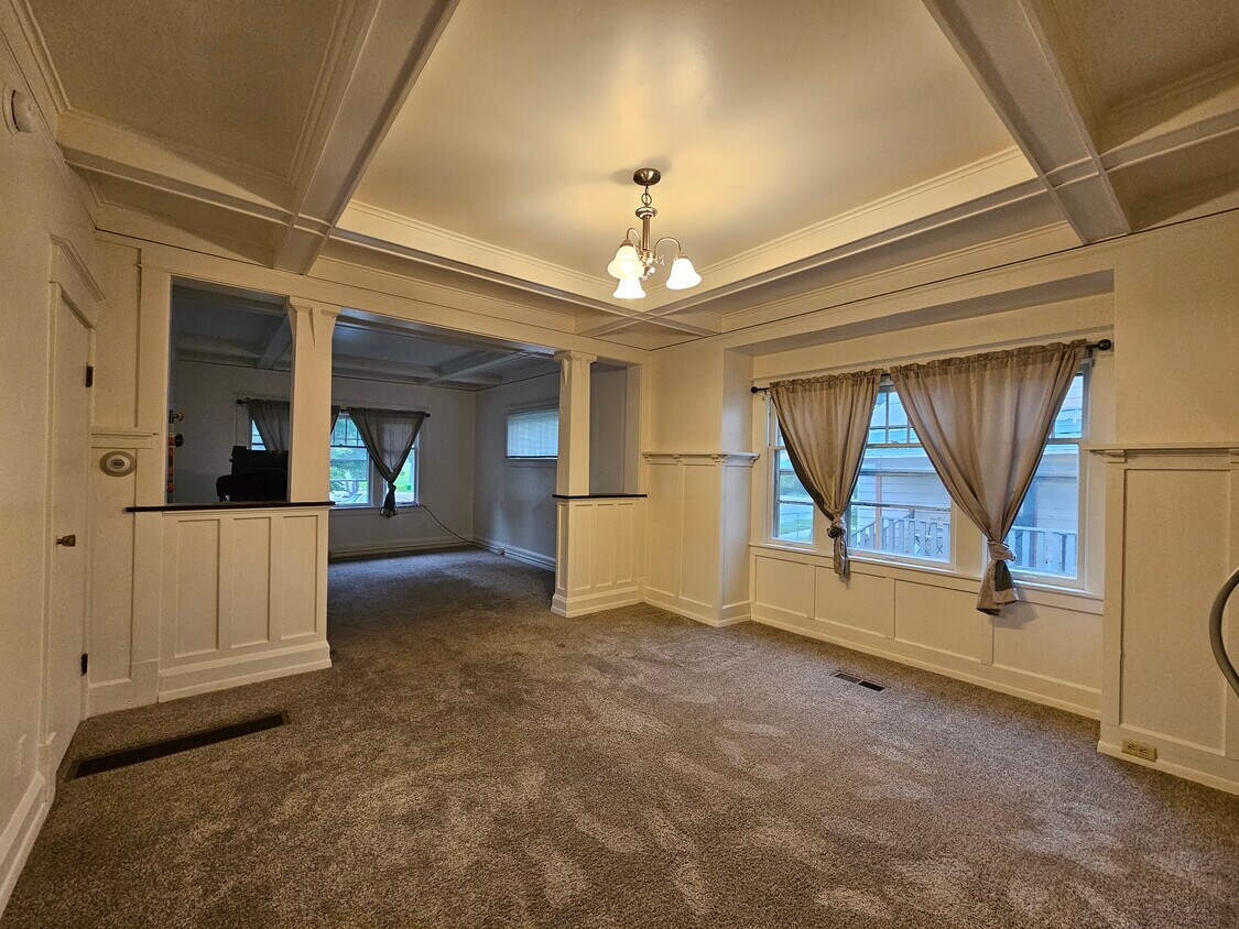 110 12th St N Unit 108, Great Falls, MT 59401 Apartments in Great