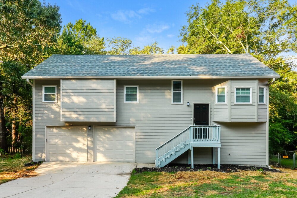 Foto principal - 3320 Revere Cir