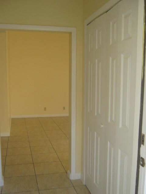 Building Photo - 2704  Waterview Circle