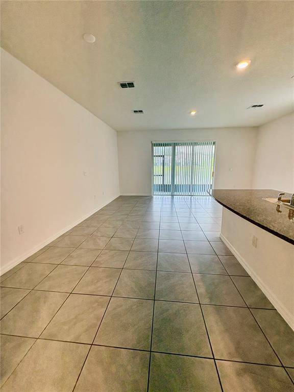 Building Photo - 3342 Pleasant Willow Ct