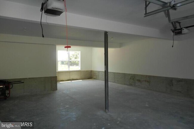 Foto del edificio - 2409 Harford Rd