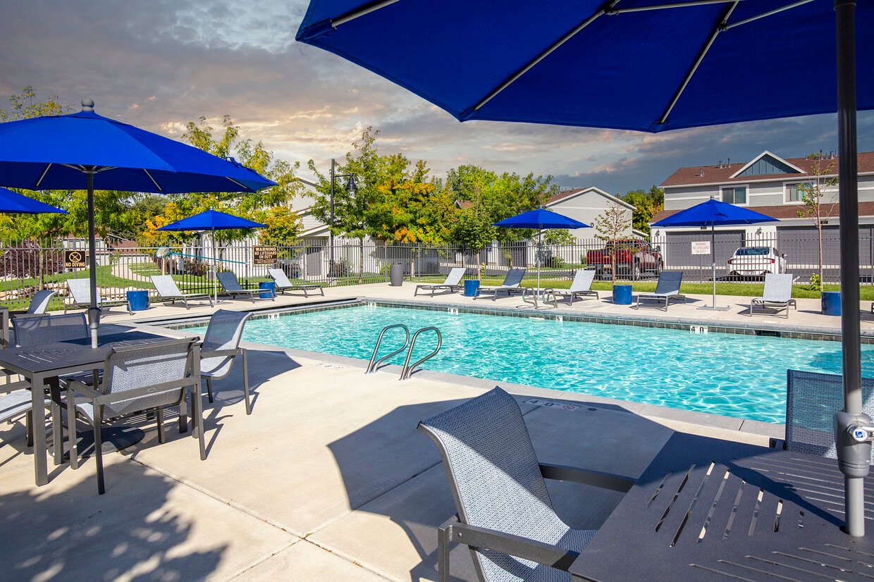 Mountain View Townhomes Apartments in Ogden, UT