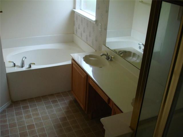 Foto del edificio - 2416 Brycewood Ln