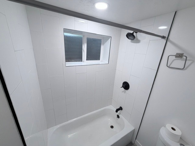 Building Photo - 1073 e