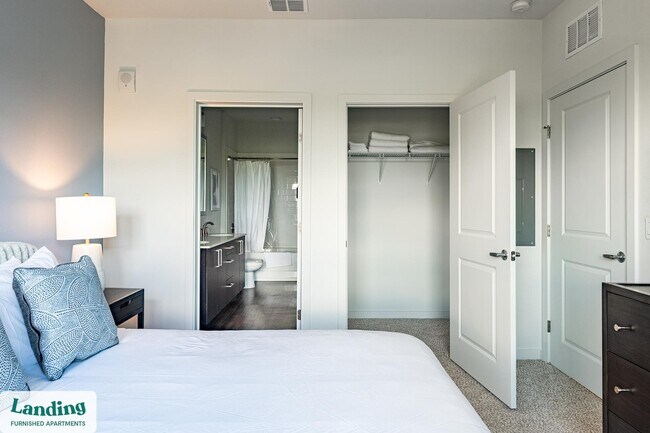 Foto del edificio - 1225 Utica Dr