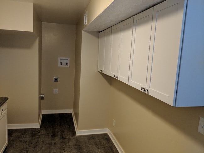 Building Photo - 186 Juniper Dr