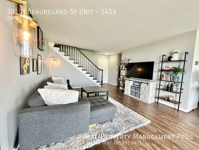 Foto del edificio - ****ALL UTILITIES INCLUDED**** STUNNING TW...
