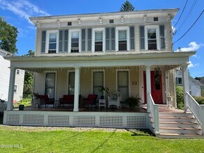 Building Photo - 128 Wells Ave