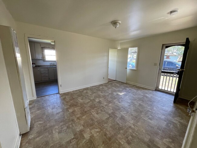 Foto del edificio - Cozy One Bedroom Home