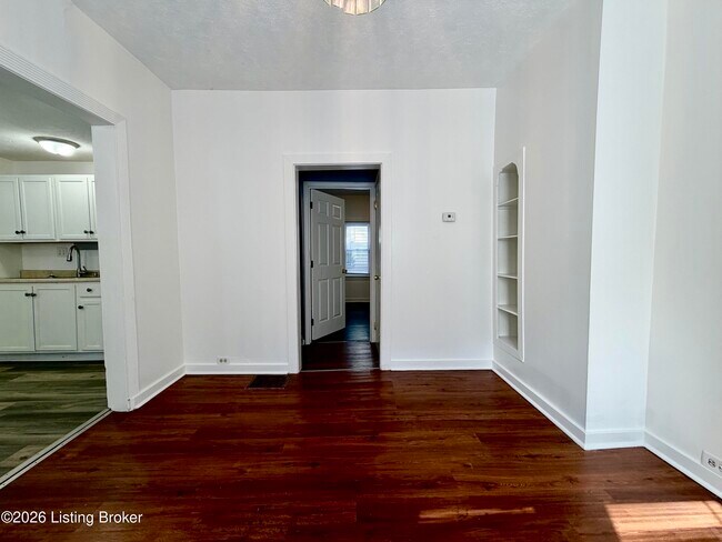 Foto del edificio - 924 Burton Ave