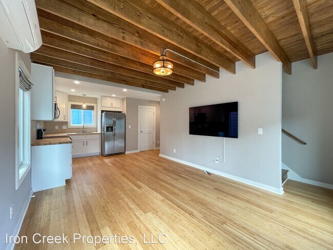 Building Photo - 2 br, 1.5 bath House - 5 W. Citra Street