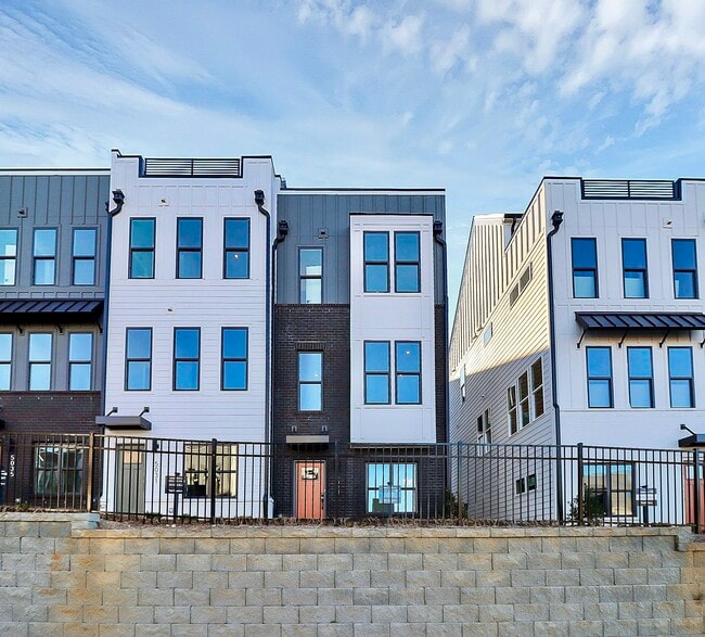 Photo - 5027 Duchess Dr Townhome