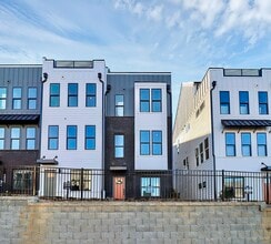 Building Photo - 5027 Duchess Dr