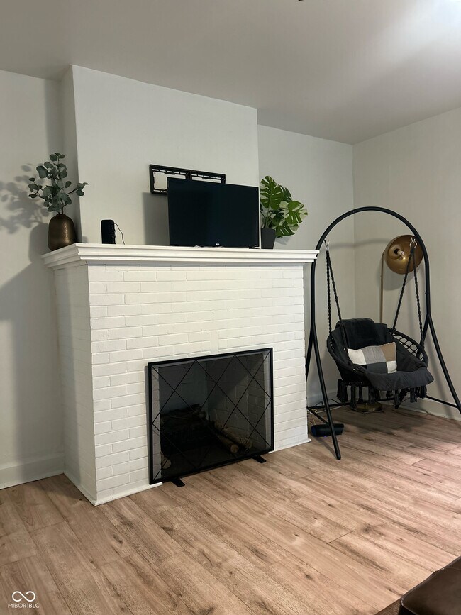 Foto del edificio - 3851 Broadway St