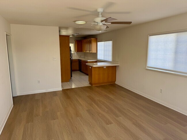 Entry to Kitchen - 860 Manhattan Beach Blvd